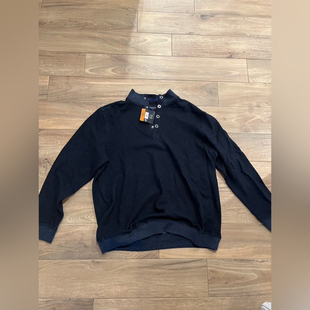 Hathaway sweat shirt